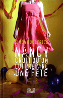 Nancy croit qu'on lui prépare une fête